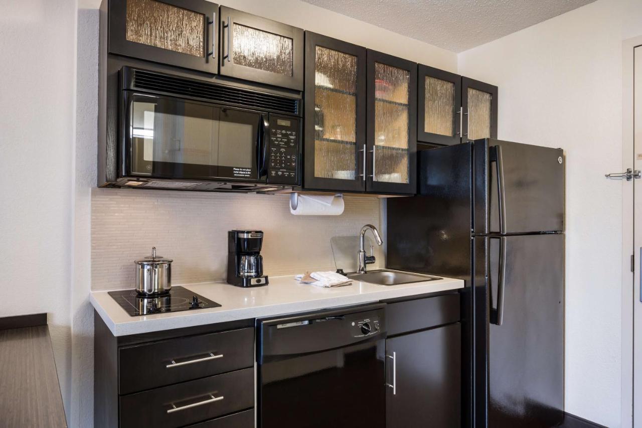 Sonesta Simply Suites Denver West Federal Center Лейкуд Екстериор снимка