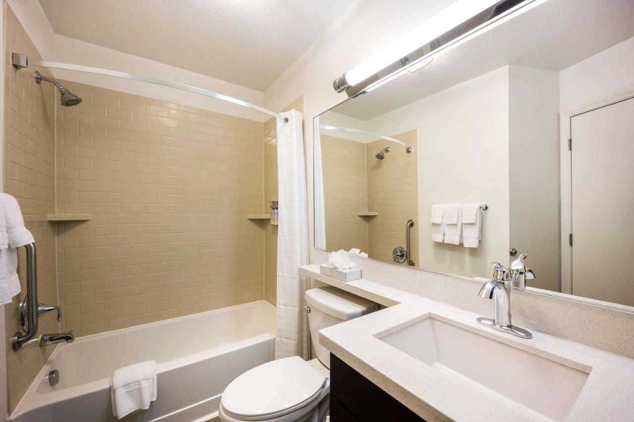 Sonesta Simply Suites Denver West Federal Center Лейкуд Екстериор снимка