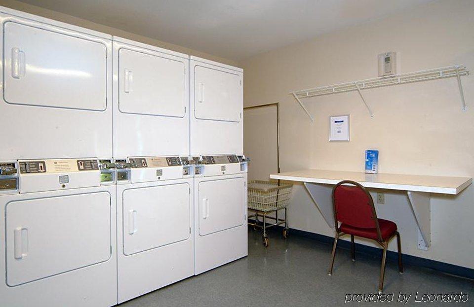 Sonesta Simply Suites Denver West Federal Center Лейкуд Екстериор снимка