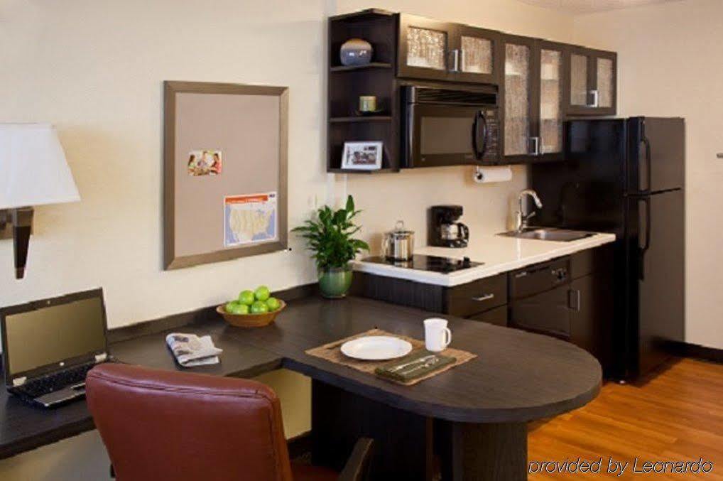 Sonesta Simply Suites Denver West Federal Center Лейкуд Екстериор снимка