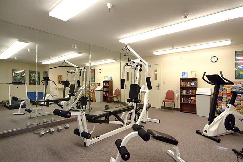 Sonesta Simply Suites Denver West Federal Center Лейкуд Екстериор снимка